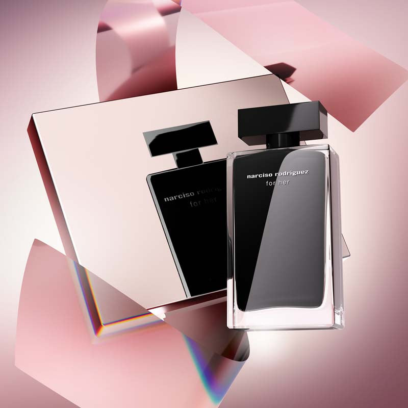 Narciso Rodriguez For Her EDT Confezione 50 ML Eau de Toilette + 50 ML Body Lotion + 50 ML Shower Gel