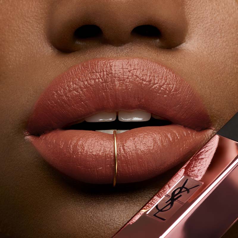 Rouge Pur Couture The Slim Glow Matte*