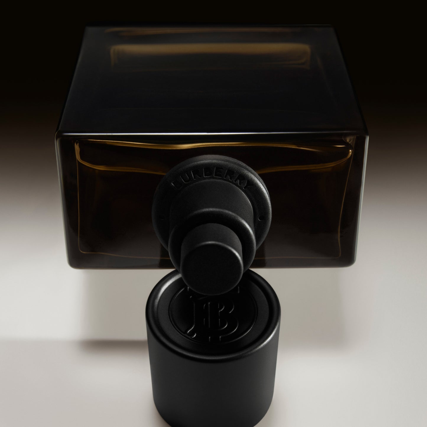 Burberry Hero Parfum Intense