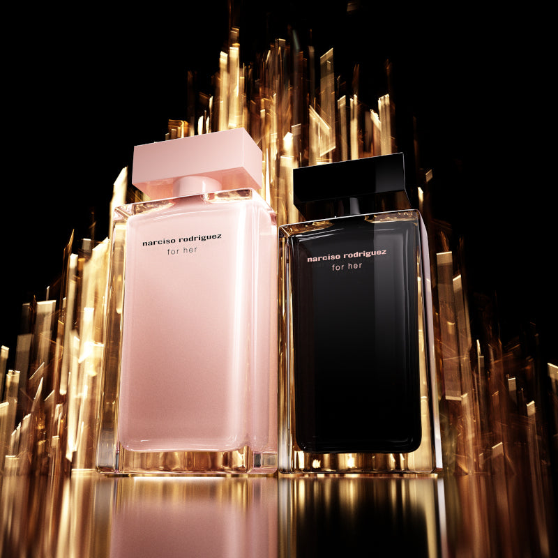 Narciso Rodriguez For Her EDP Confezione 50 ML Eau de Parfum + 50 ML Body Lotion + 50 ML Shower Gel