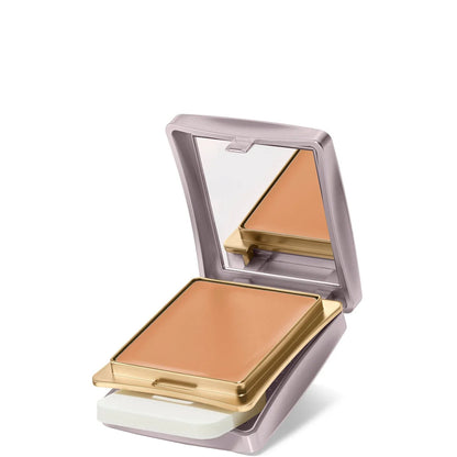 Flawless Finish Sponge-On Cream Makeup