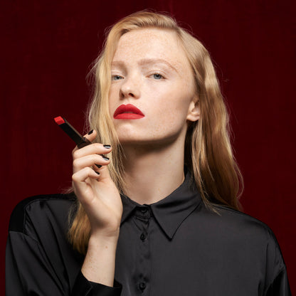 Rouge Pur Couture The Slim Velvet Radical