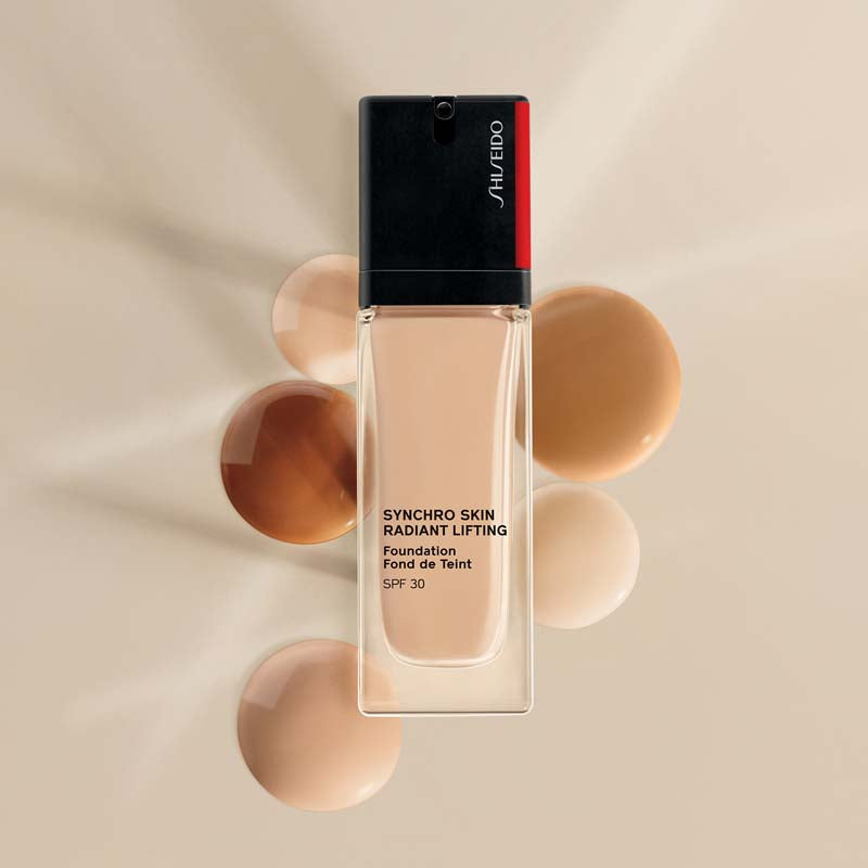 Syncro Skin Radiant Lifting Foundation SPF 30