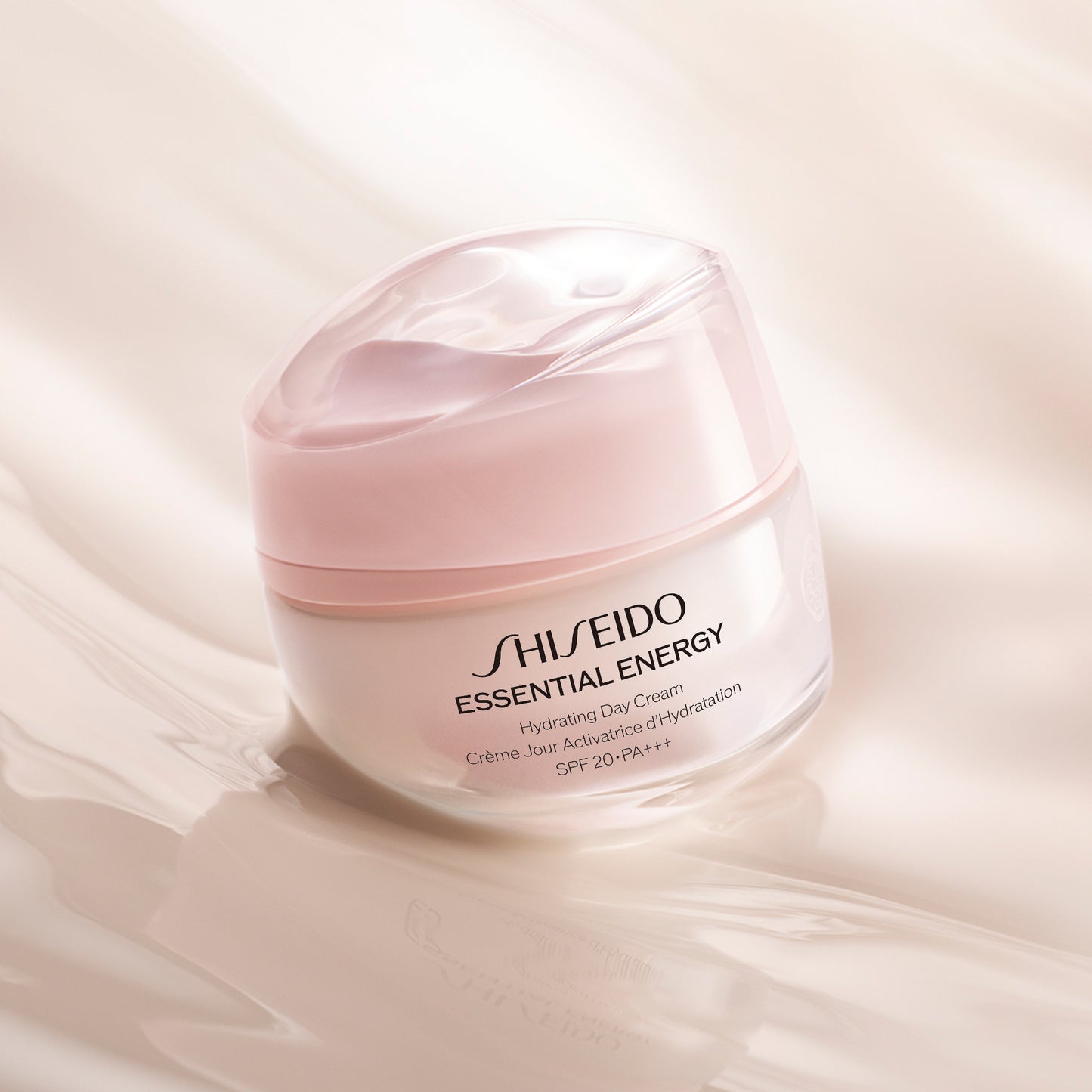 Essential Energy Hydrating Day Cream SPF 20