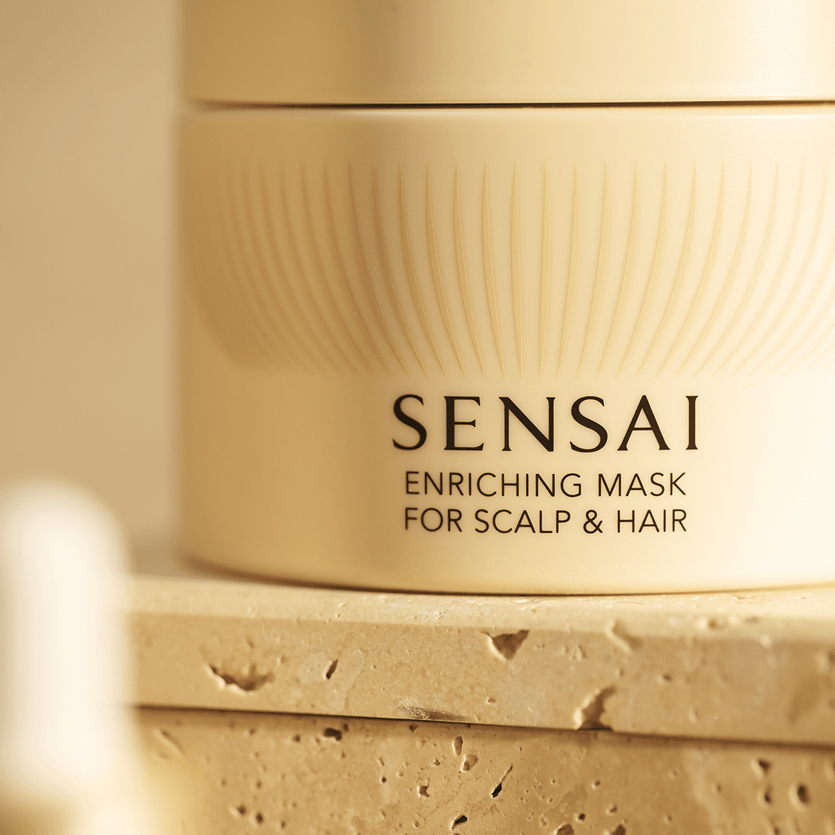 Sensai Enriching  Mask For Scalp & Hair